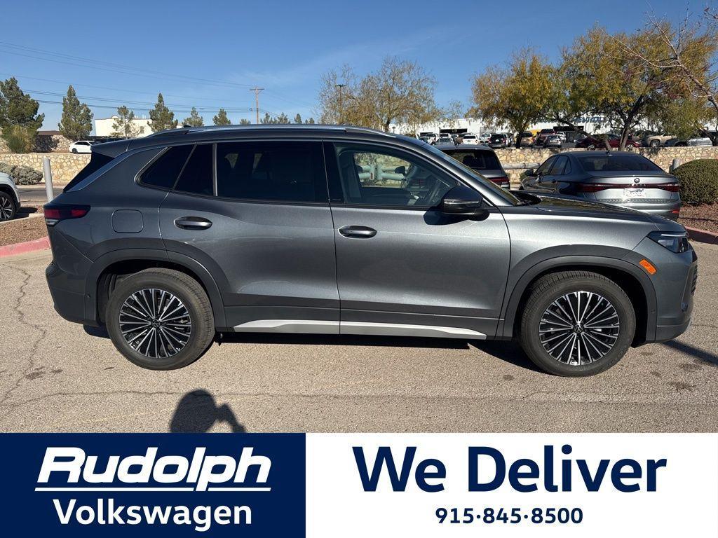 new 2026 Volkswagen Tiguan car, priced at $33,181