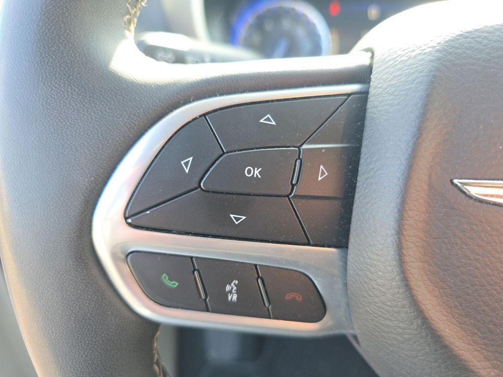 used 2023 Chrysler Pacifica car, priced at $23,999