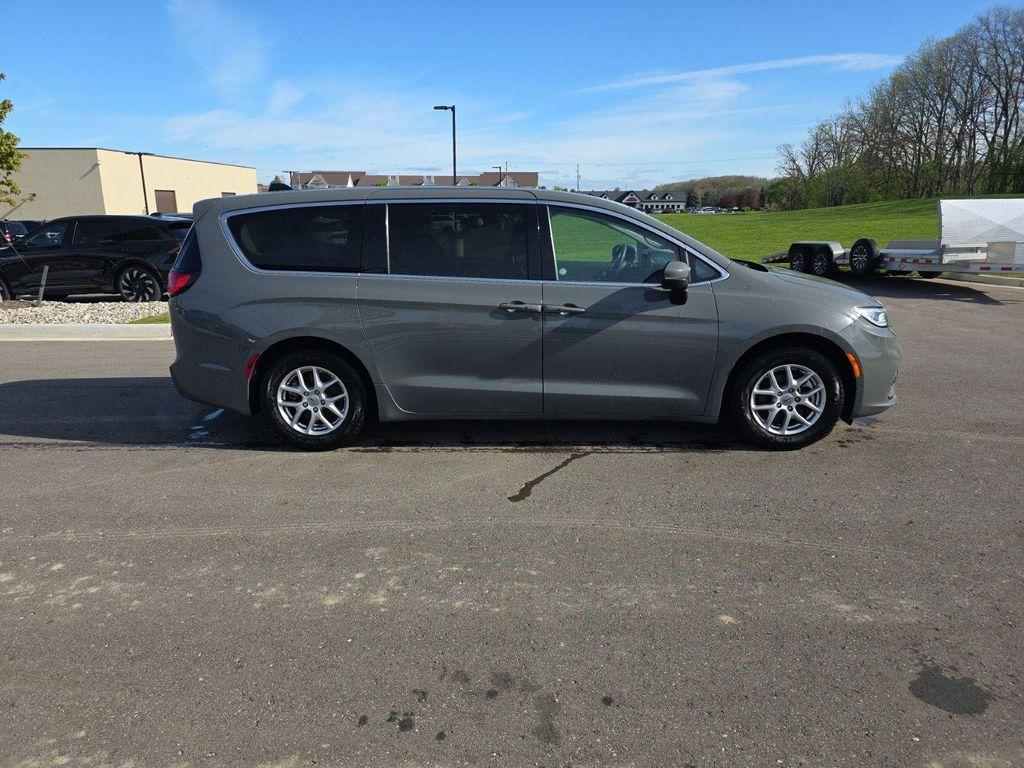 used 2023 Chrysler Pacifica car, priced at $23,999