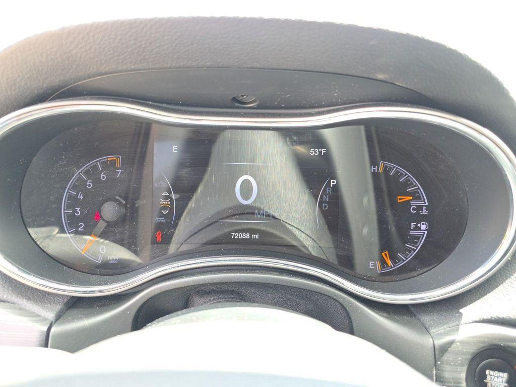used 2021 Jeep Grand Cherokee car, priced at $23,294