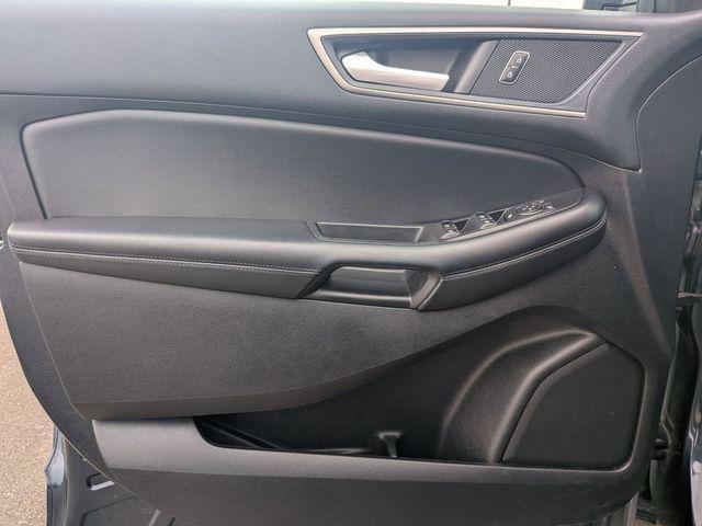 used 2022 Ford Edge car, priced at $22,980
