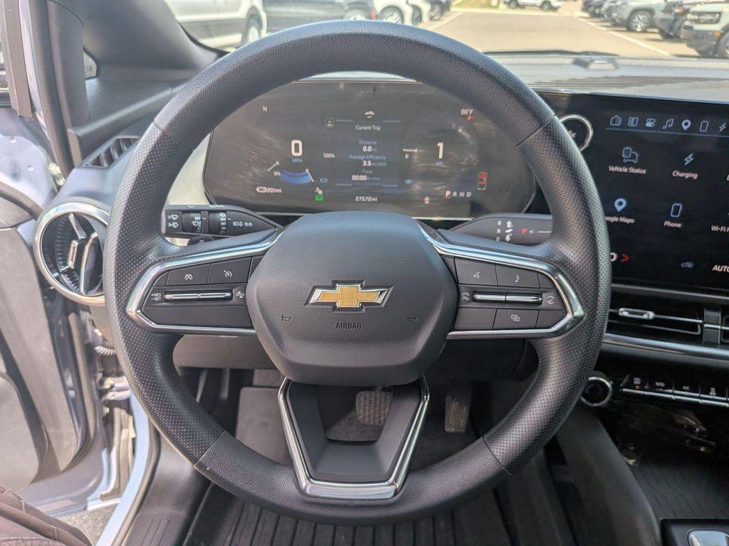 used 2025 Chevrolet Equinox EV car, priced at $26,654