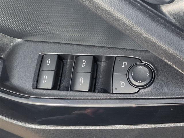 used 2025 Chevrolet Equinox car, priced at $25,400