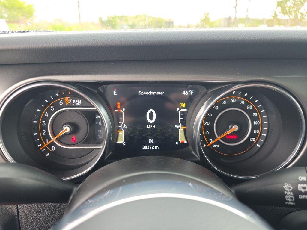 used 2021 Jeep Wrangler Unlimited car, priced at $31,000