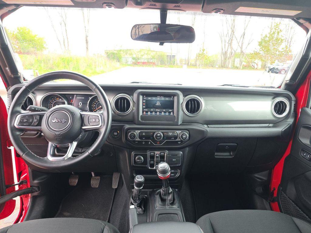 used 2021 Jeep Wrangler Unlimited car, priced at $31,000