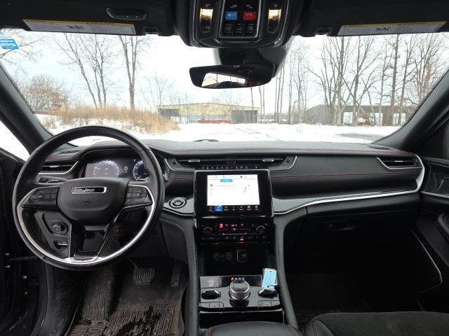 used 2022 Jeep Grand Cherokee car, priced at $28,000