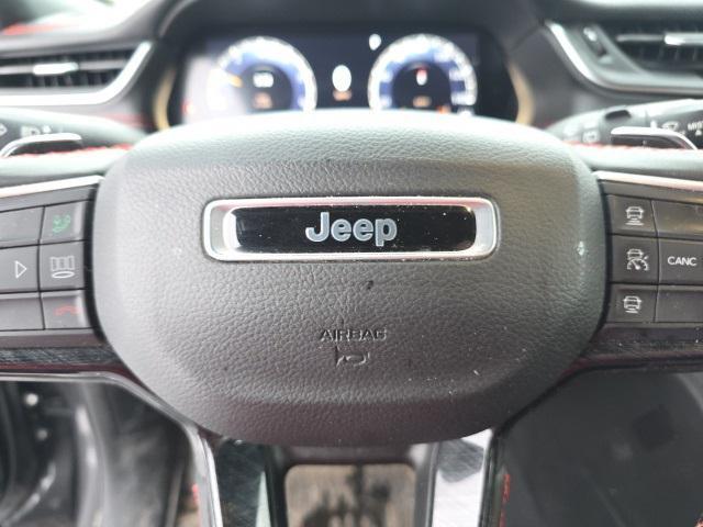 used 2022 Jeep Grand Cherokee car, priced at $28,000