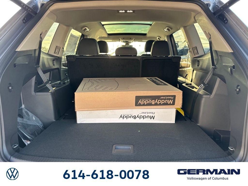 new 2026 Volkswagen Atlas car, priced at $43,936