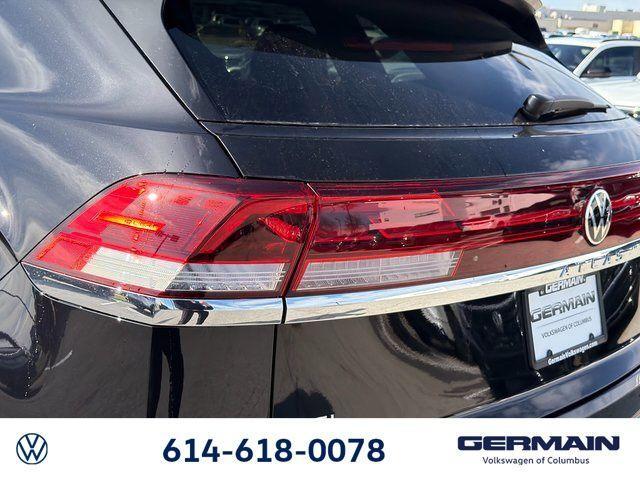 new 2026 Volkswagen Atlas Cross Sport car, priced at $46,506