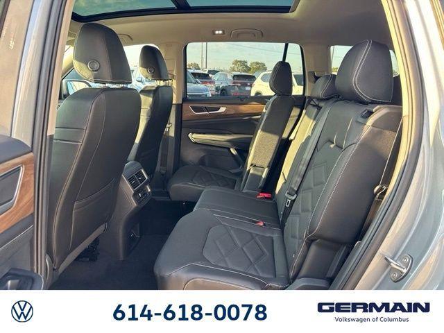 new 2026 Volkswagen Atlas car, priced at $43,722