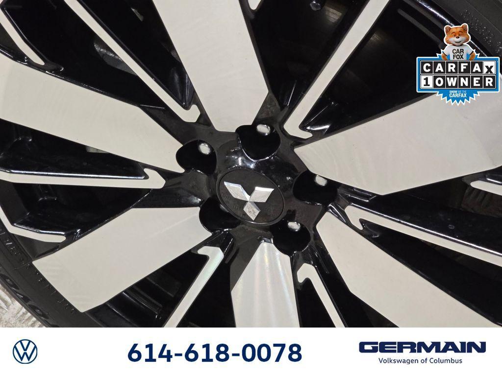 used 2025 Mitsubishi Outlander car, priced at $31,914