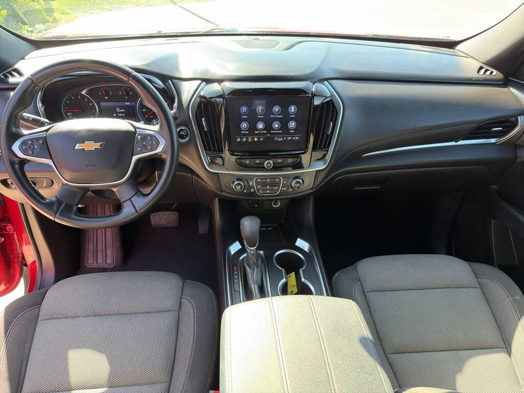 used 2023 Chevrolet Traverse car, priced at $28,988