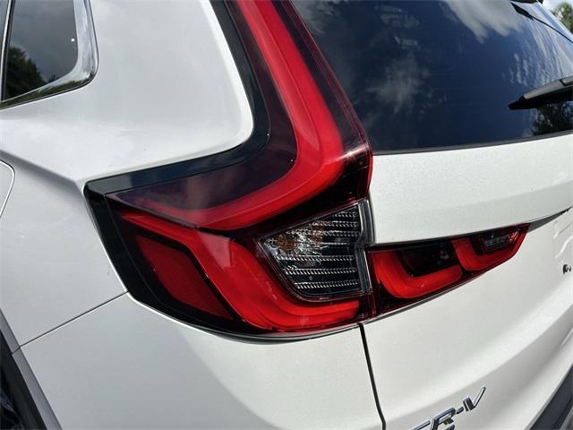 used 2025 Honda CR-V Hybrid car, priced at $33,991