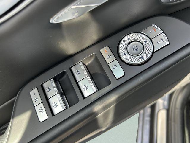 new 2026 Genesis G80 car, priced at $81,025