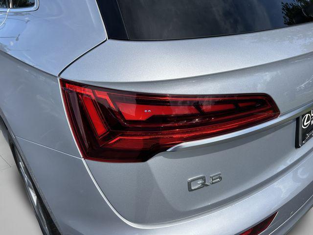 Audi Q5 view 14