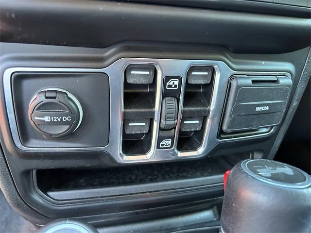 used 2021 Jeep Wrangler Unlimited car, priced at $33,991