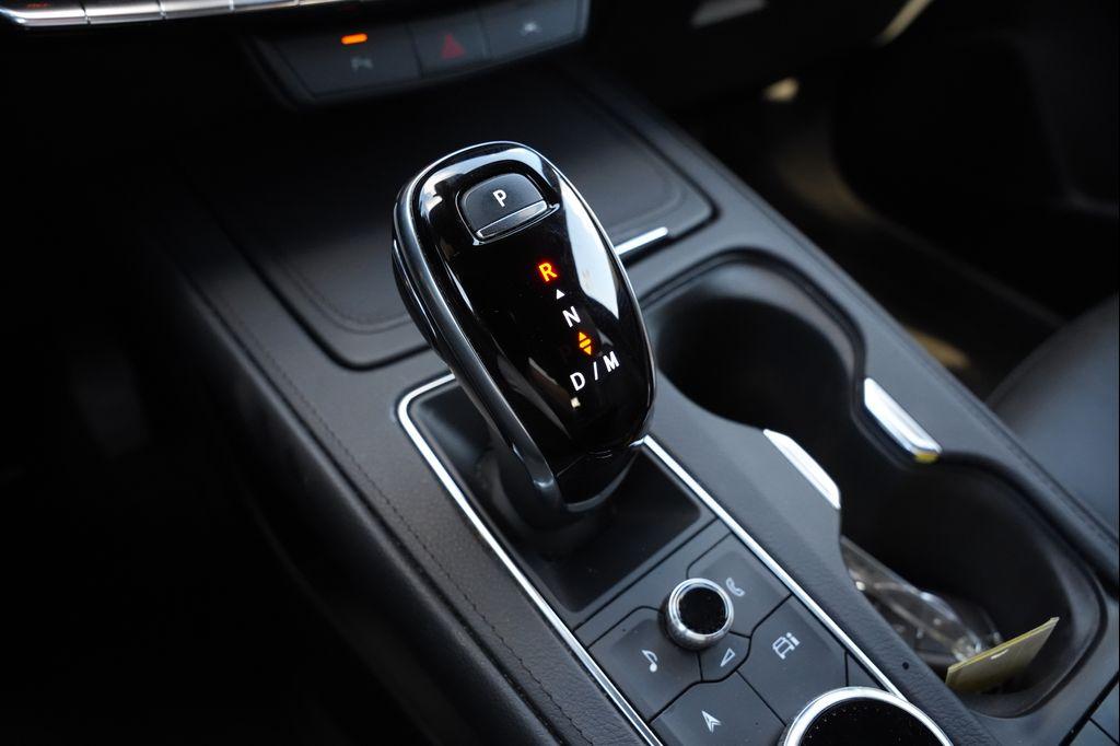 used 2025 Cadillac XT4 car, priced at $31,977