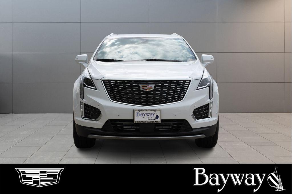 new 2026 Cadillac XT5 car, priced at $60,219