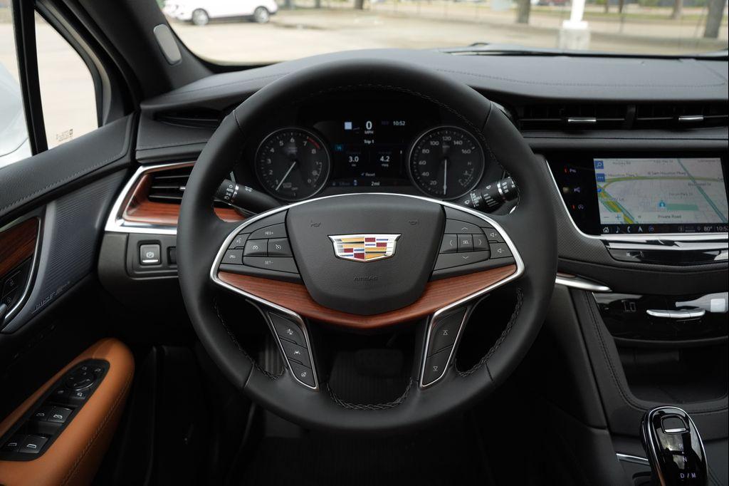 new 2026 Cadillac XT5 car, priced at $60,219