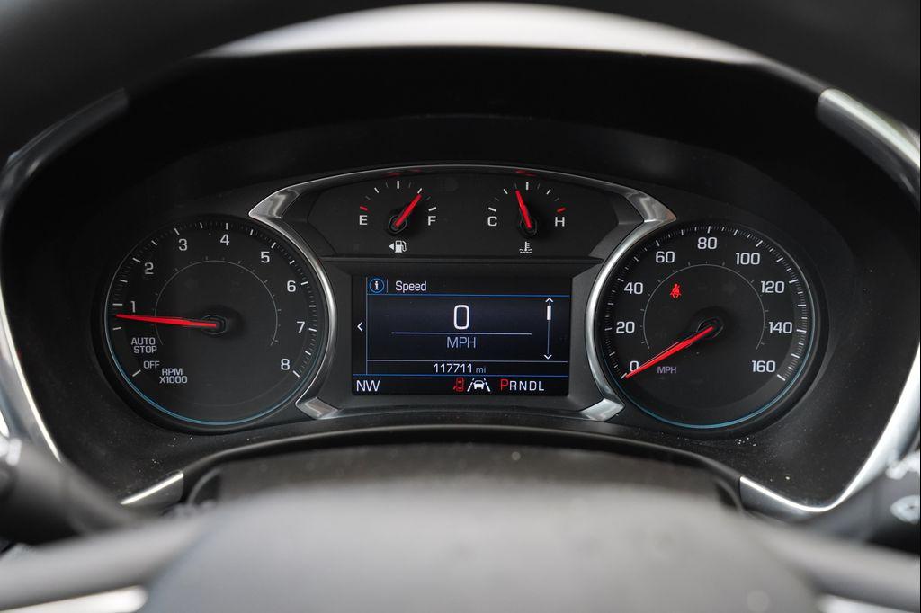 used 2021 Chevrolet Equinox car, priced at $13,977