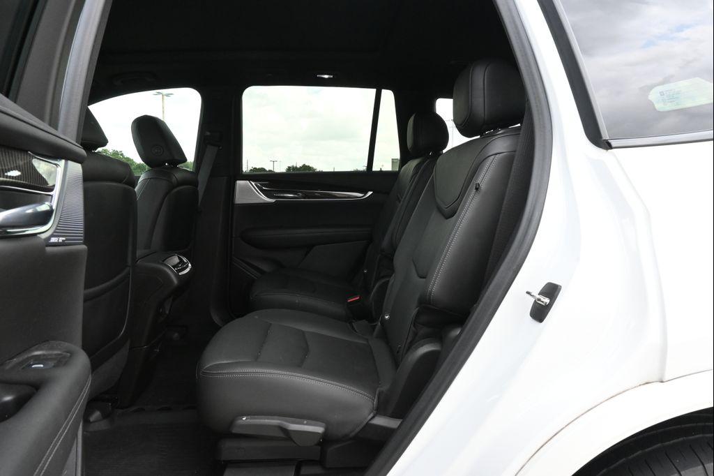 used 2023 Cadillac XT6 car, priced at $42,977