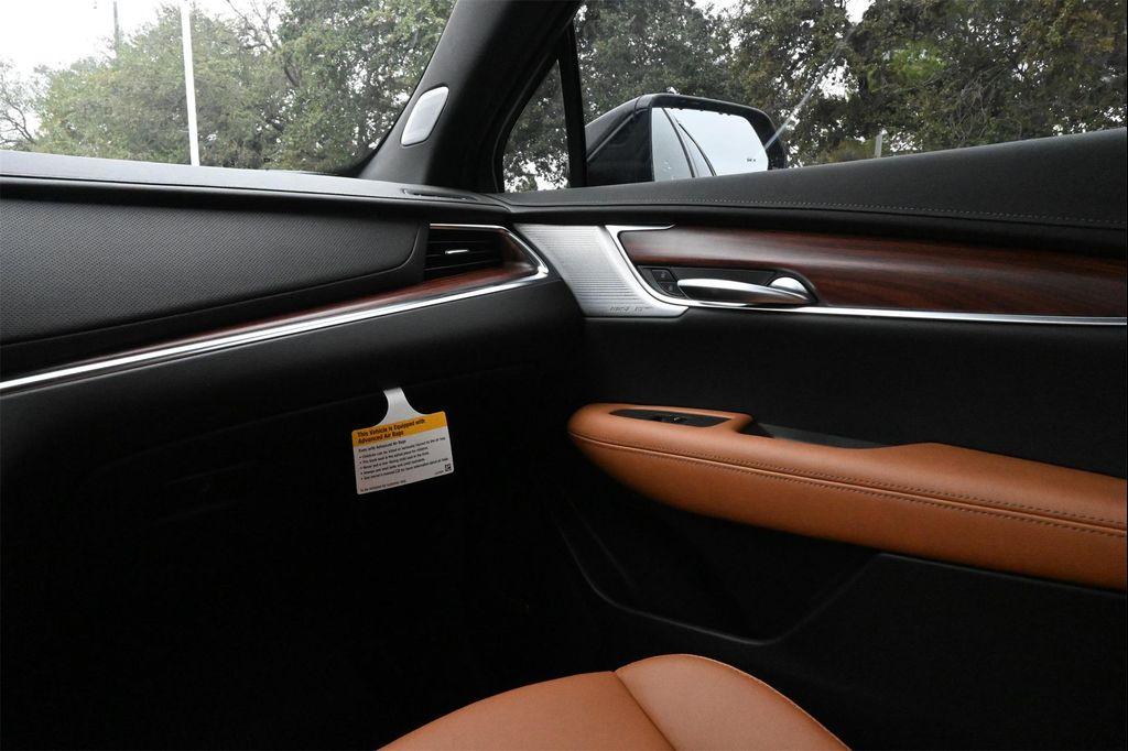 new 2026 Cadillac XT5 car, priced at $52,719