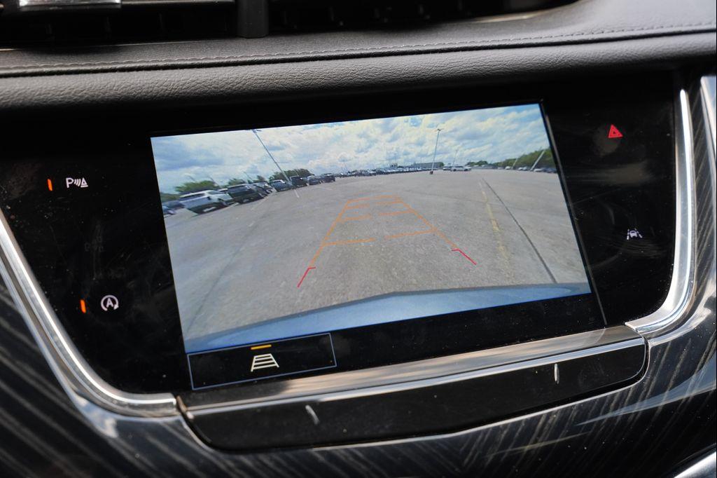 used 2024 Cadillac XT6 car, priced at $40,977