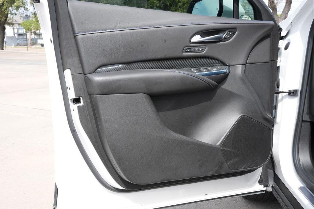 used 2024 Cadillac XT4 car, priced at $35,477