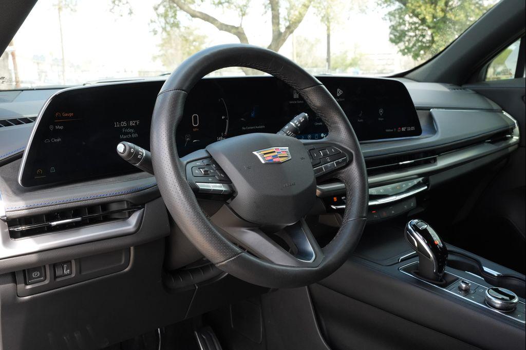 used 2024 Cadillac XT4 car, priced at $35,477