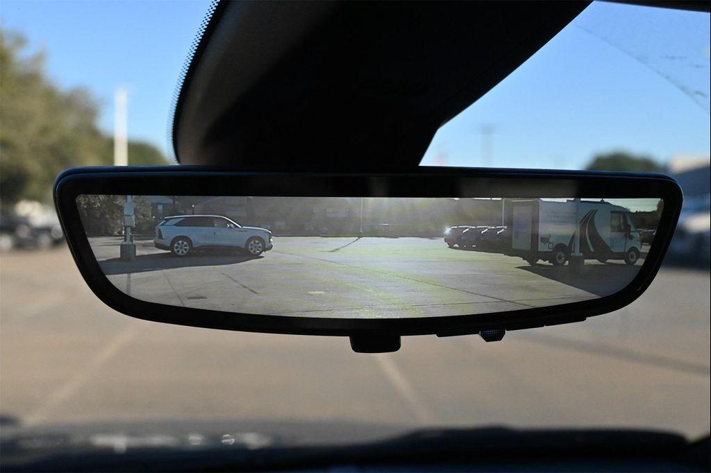 new 2025 Cadillac XT6 car, priced at $63,215