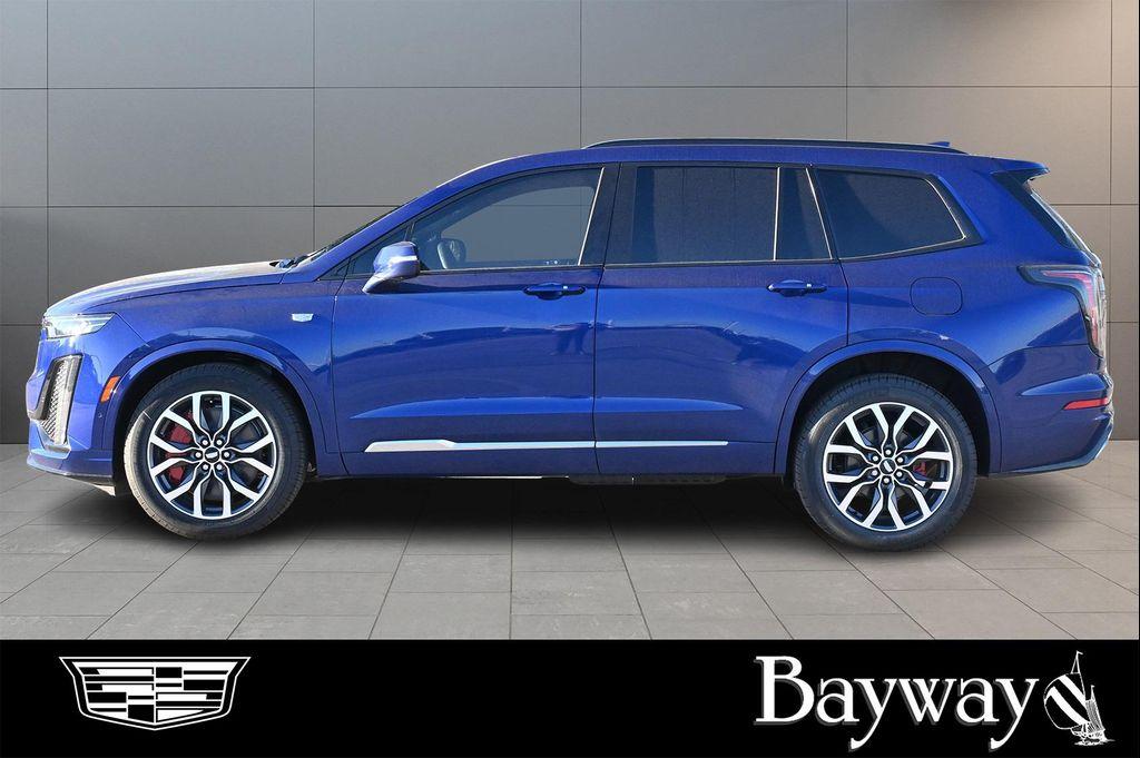 new 2025 Cadillac XT6 car, priced at $63,215