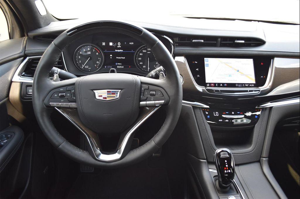 new 2025 Cadillac XT6 car, priced at $67,111