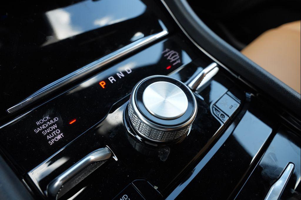 used 2025 Jeep Grand Cherokee car, priced at $51,977