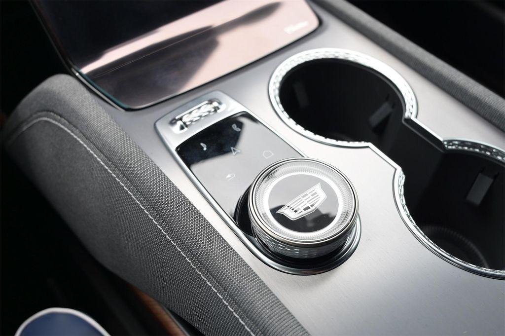 new 2026 Cadillac VISTIQ car, priced at $83,940