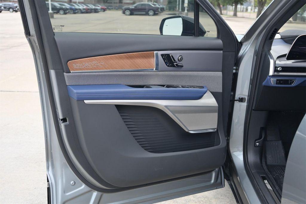 new 2026 Cadillac VISTIQ car, priced at $83,940