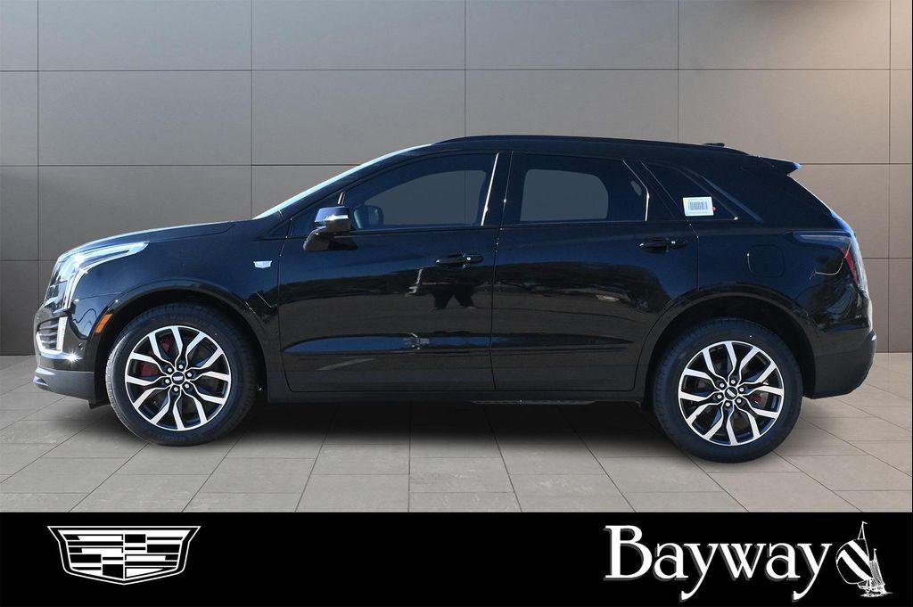 new 2026 Cadillac XT5 car, priced at $62,939