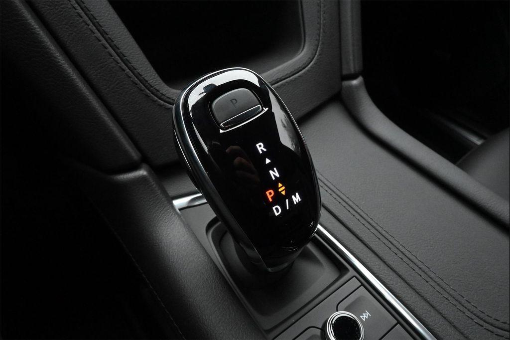 new 2026 Cadillac XT5 car, priced at $52,094