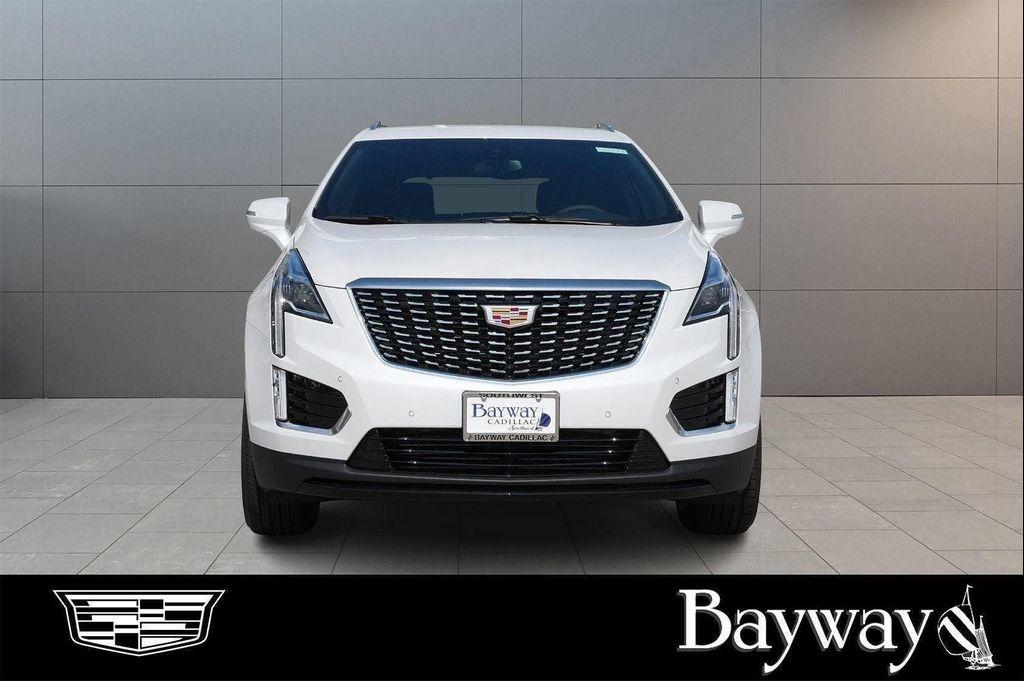 new 2026 Cadillac XT5 car, priced at $47,444