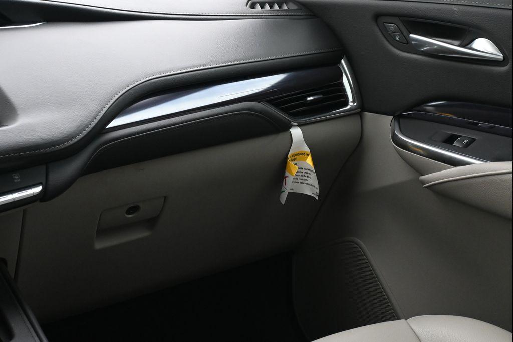 used 2023 Cadillac XT4 car, priced at $24,977