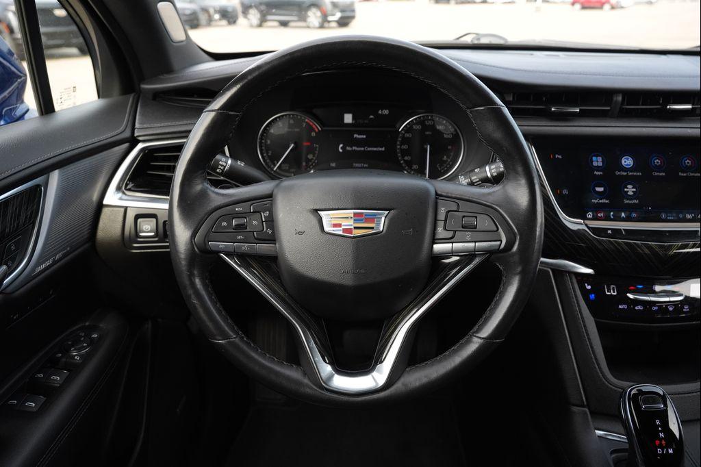 used 2023 Cadillac XT6 car, priced at $31,051