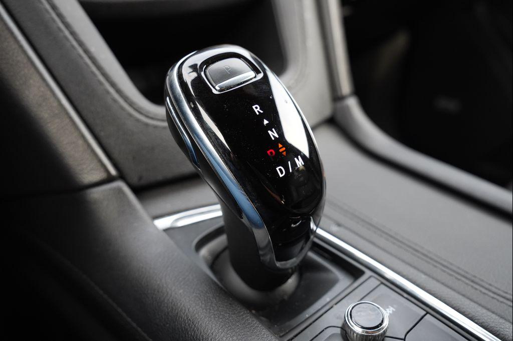 used 2023 Cadillac XT6 car, priced at $31,051