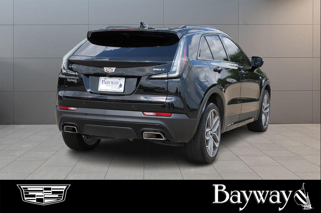 used 2022 Cadillac XT4 car, priced at $22,977