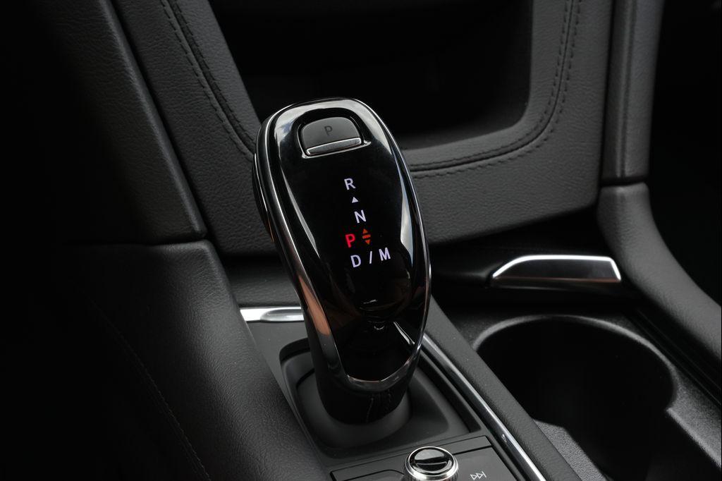 new 2026 Cadillac XT5 car, priced at $62,120