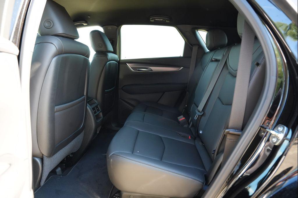 new 2026 Cadillac XT5 car, priced at $47,220