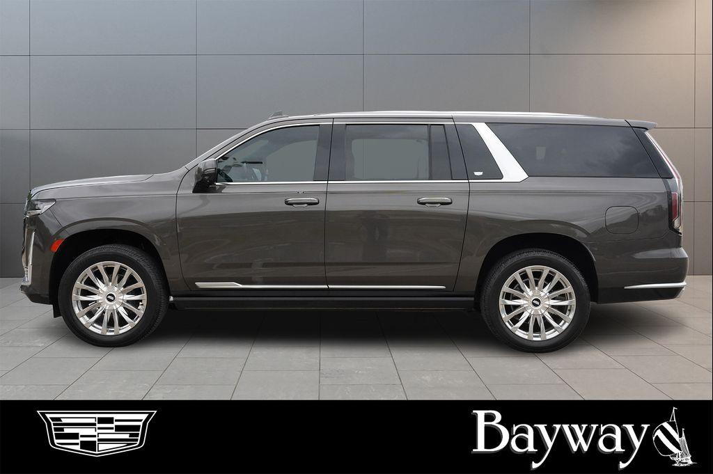 used 2021 Cadillac Escalade ESV car, priced at $44,977