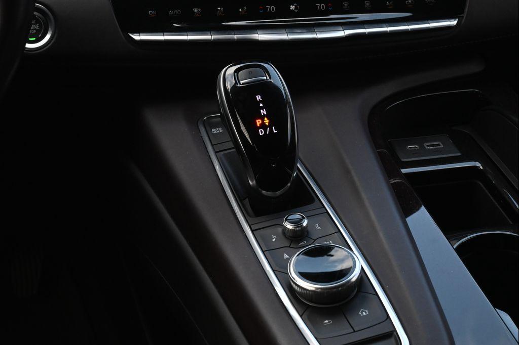 used 2022 Cadillac Escalade ESV car, priced at $69,977