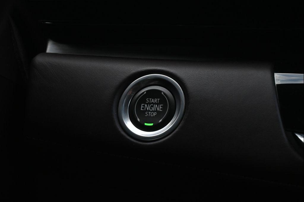 used 2022 Cadillac Escalade ESV car, priced at $69,977