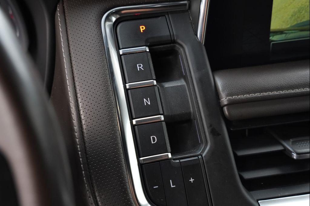 used 2023 GMC Yukon car, priced at $42,432