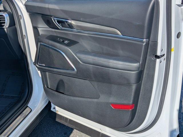 used 2023 Kia Telluride car, priced at $37,497