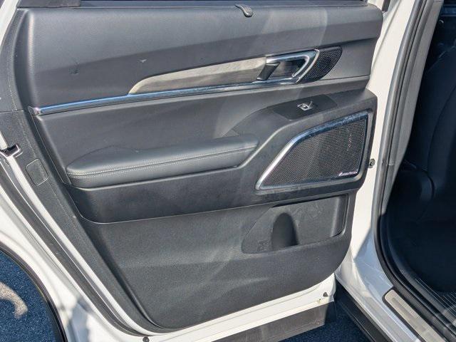 used 2023 Kia Telluride car, priced at $37,497